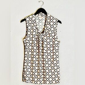 Banana Republic geometric print White chalk brown and black knot style